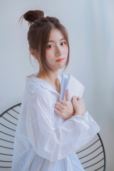 给女儿开泡